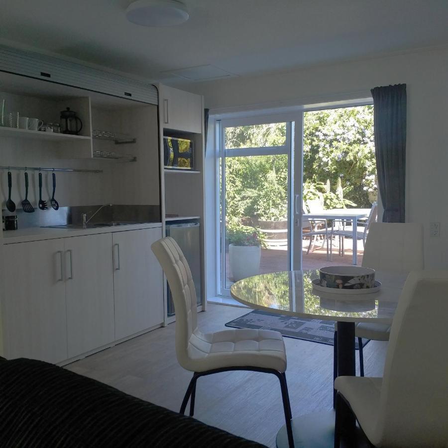 Large Studio With Private Patio, Sky Tv & Wifi Villa Mount Maunganui Luaran gambar