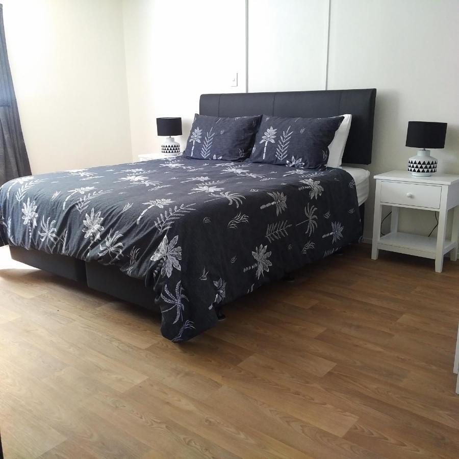 Large Studio With Private Patio, Sky Tv & Wifi Villa Mount Maunganui Luaran gambar